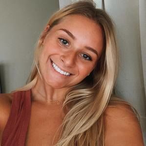 Meet your Posher, Macayla